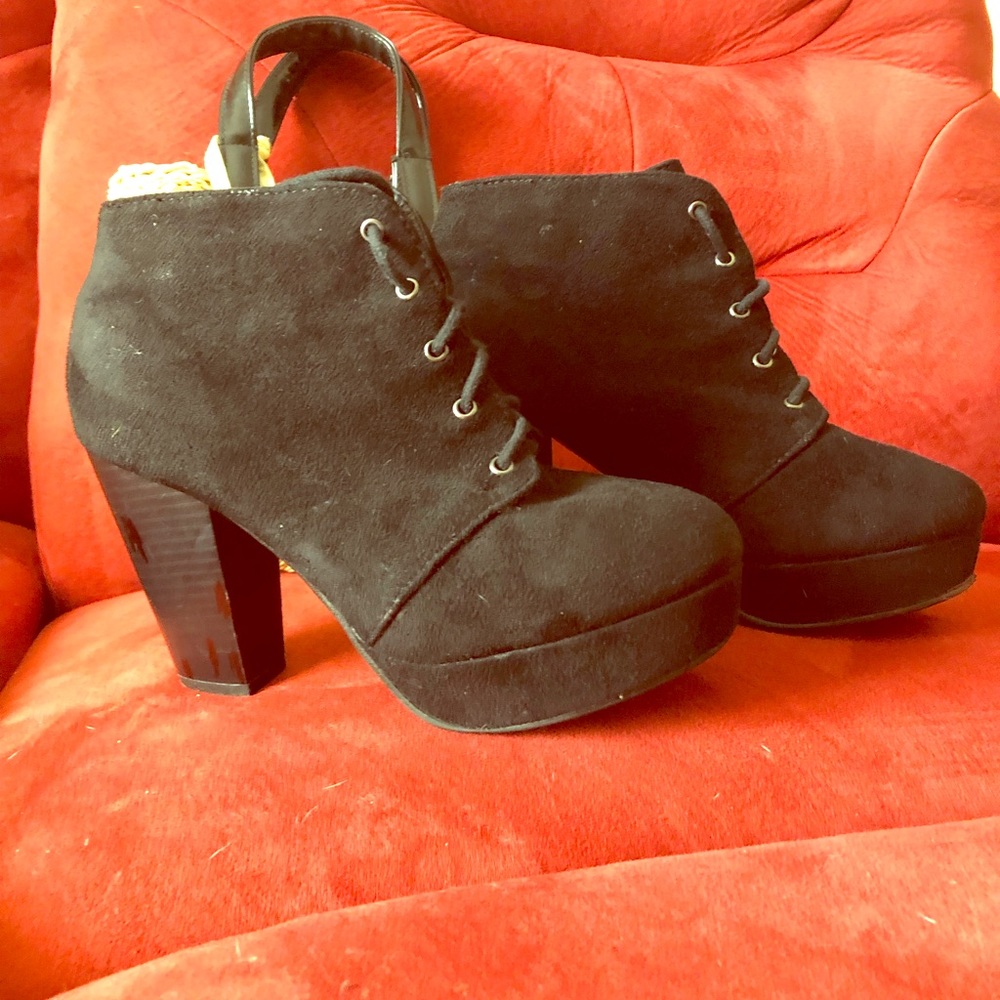 Hi heel, platform, black suede, laceup ankle boots